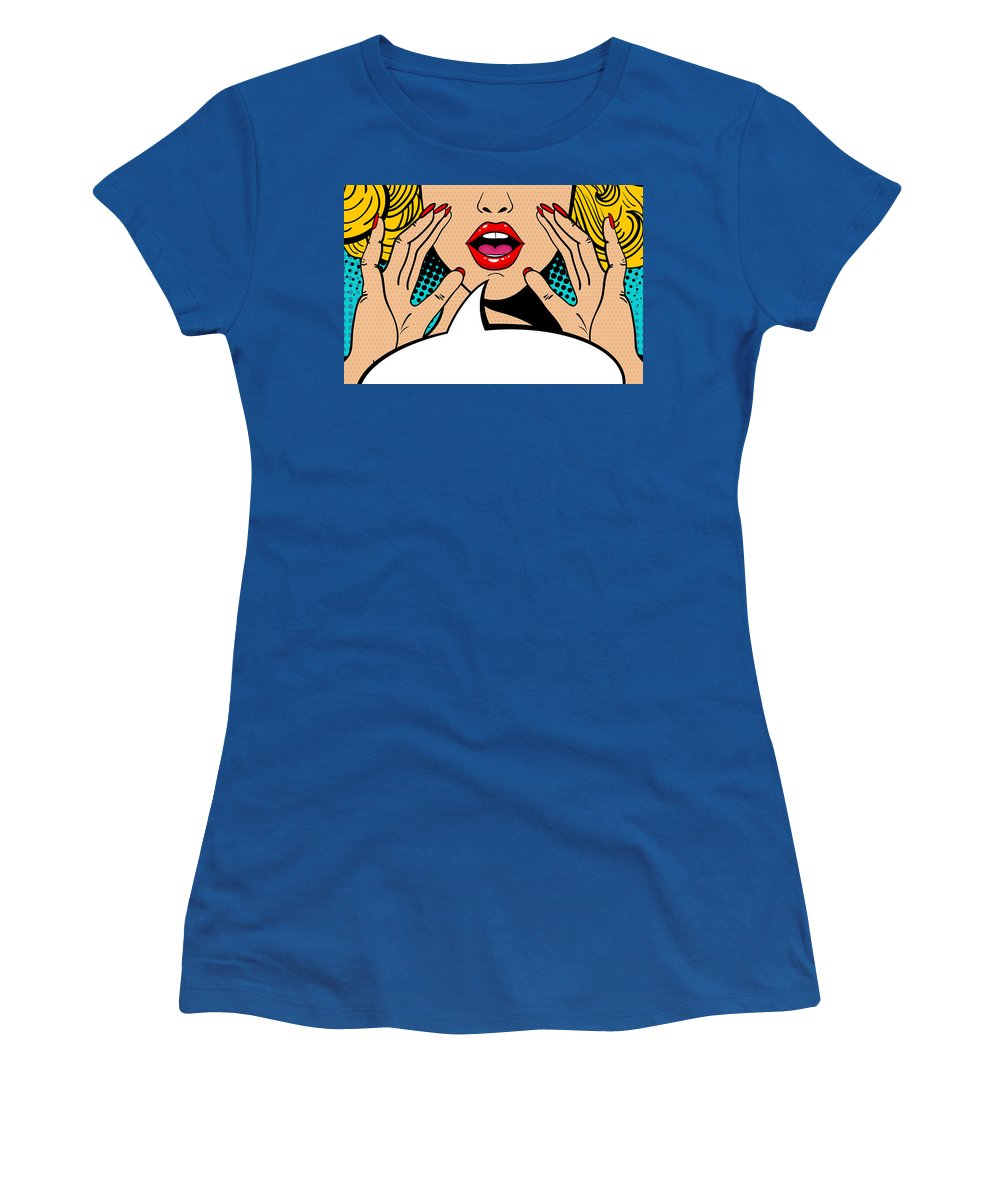 Seksowna, zaskoczona blondynka w stylu pop-art z otwartymi ustami i unoszącymi się rękami, krzycząca „zapowiedź”. Tło wektorowe w stylu komiksowym retro pop-art. Zaproszenie na imprezę. - Koszulka damska.