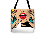 Seksowna, zaskoczona blondynka w stylu pop-art z otwartymi ustami i unoszącymi się rękami, krzycząca „zapowiedź”. Tło wektorowe w stylu komiksowym retro pop-art. Zaproszenie na imprezę. - Torba.