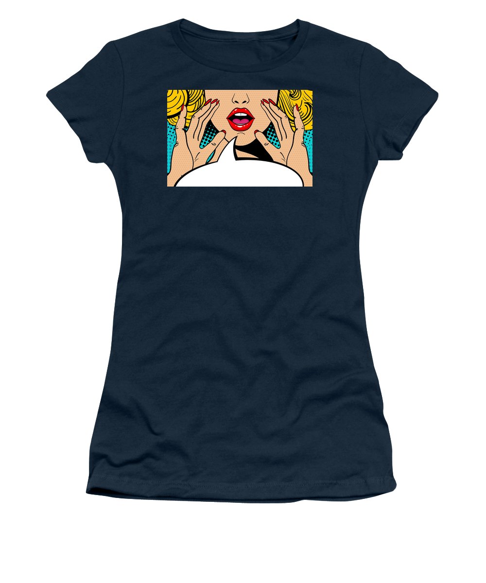 Seksowna, zaskoczona blondynka w stylu pop-art z otwartymi ustami i unoszącymi się rękami, krzycząca „zapowiedź”. Tło wektorowe w stylu komiksowym retro pop-art. Zaproszenie na imprezę. - Koszulka damska.