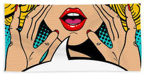 Seksowna, zaskoczona blondynka w stylu pop-art z otwartymi ustami i unoszącymi się rękami, krzycząca „zapowiedź”. Tło wektorowe w stylu komiksowym retro pop-art. Zaproszenie na imprezę. - Ręcznik kąpielowy